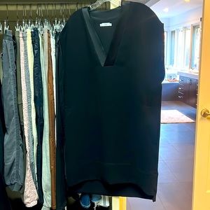 Vince size Medium tuxedo trim sleeveless dress